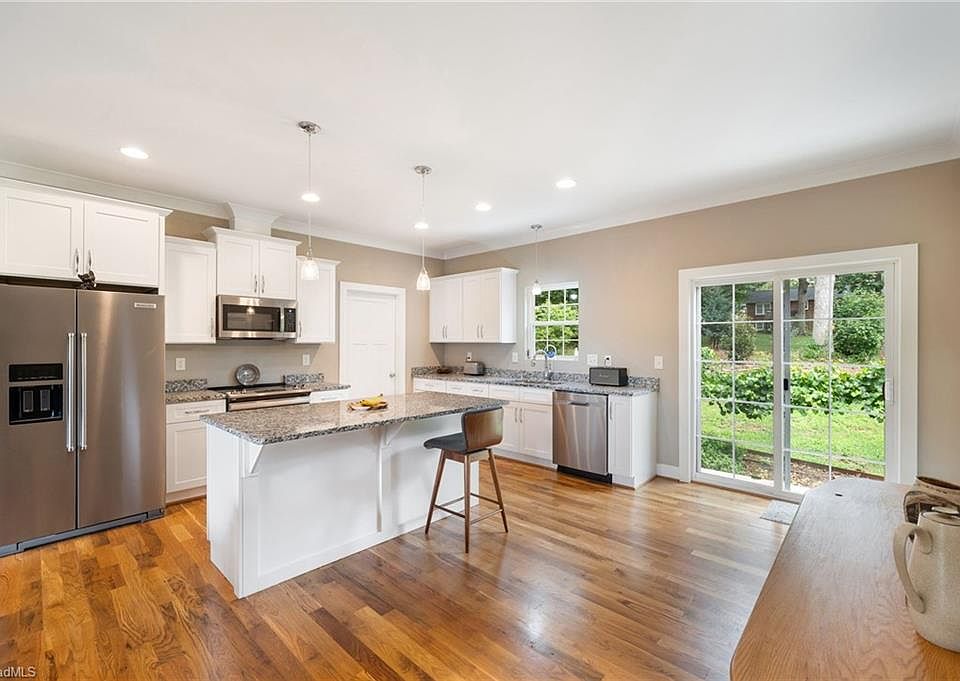 るあ 6037 Lura Rd, Winston Salem, NC 27104 | Zillow