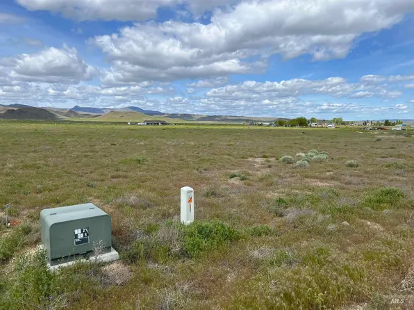 11 Whitehorse Way, Murphy, ID 83650