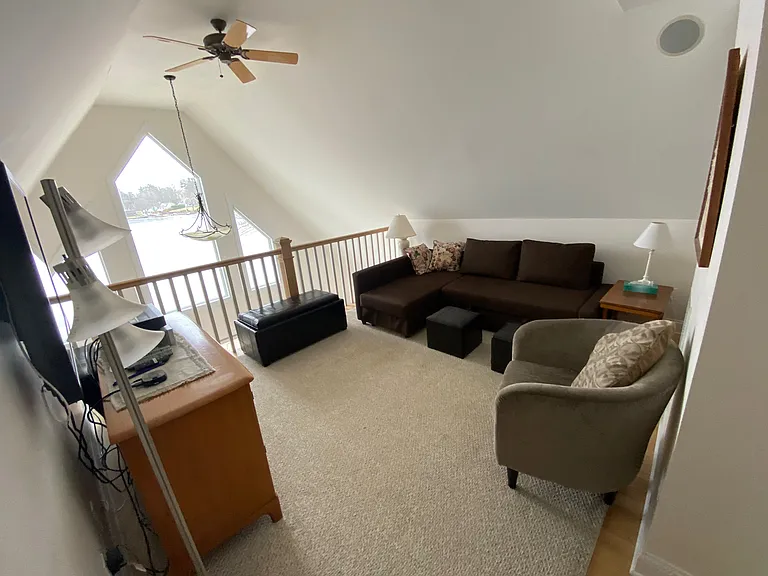 12 Westover Ln — Photo 20