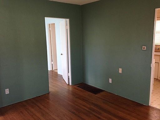 2nd image of 3818 Wilson Ave