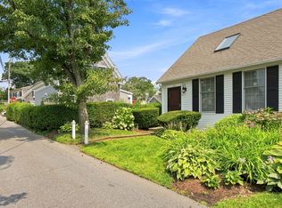 15 Mechanic St APT 1, Provincetown, MA 02657