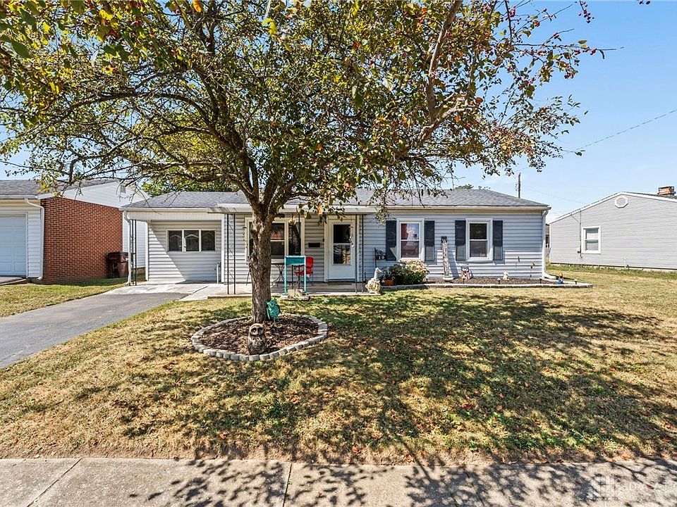 1st image of 10 Western Dr