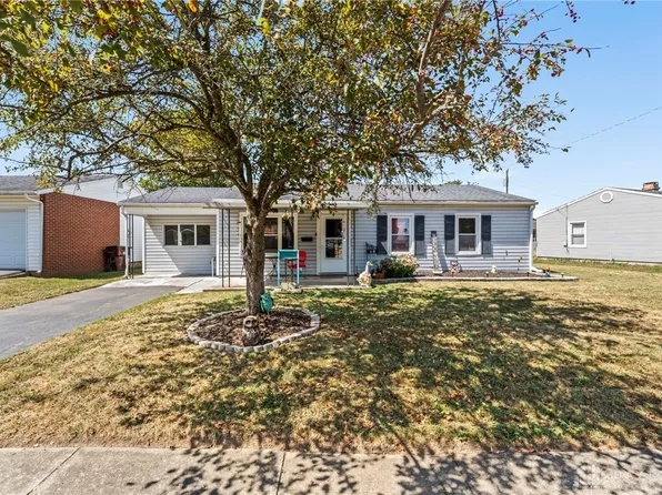 10 Western Dr, West Alexandria, OH 45381