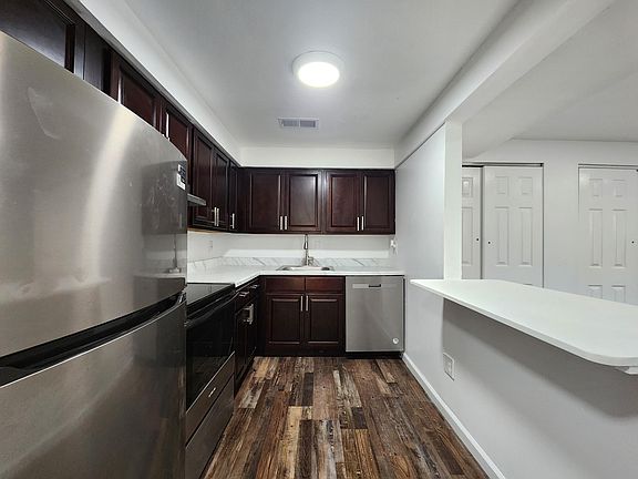 3rd image of 8239 Frankford Ave #111