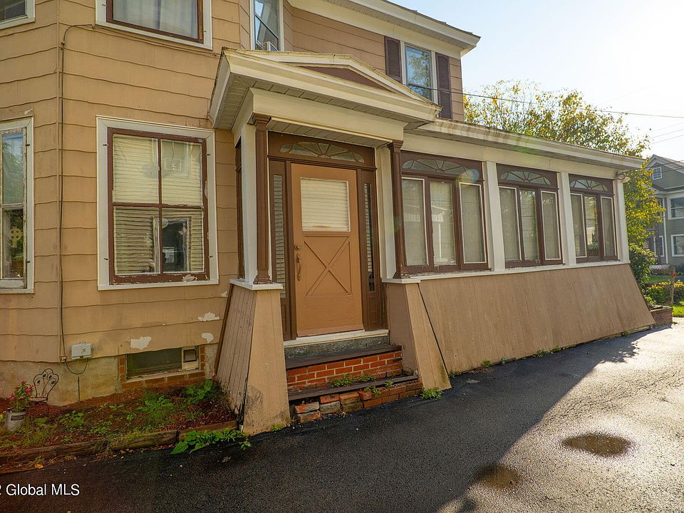 9 Bradt St, Rotterdam Junction, NY 12150 MLS 202229373 Zillow