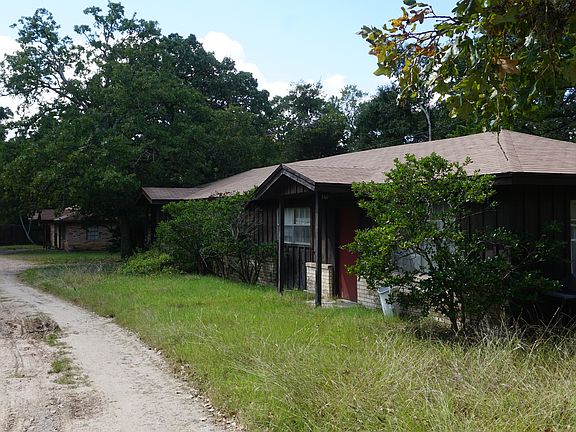 3rd image of 4412 Linsey (pvt) Ln