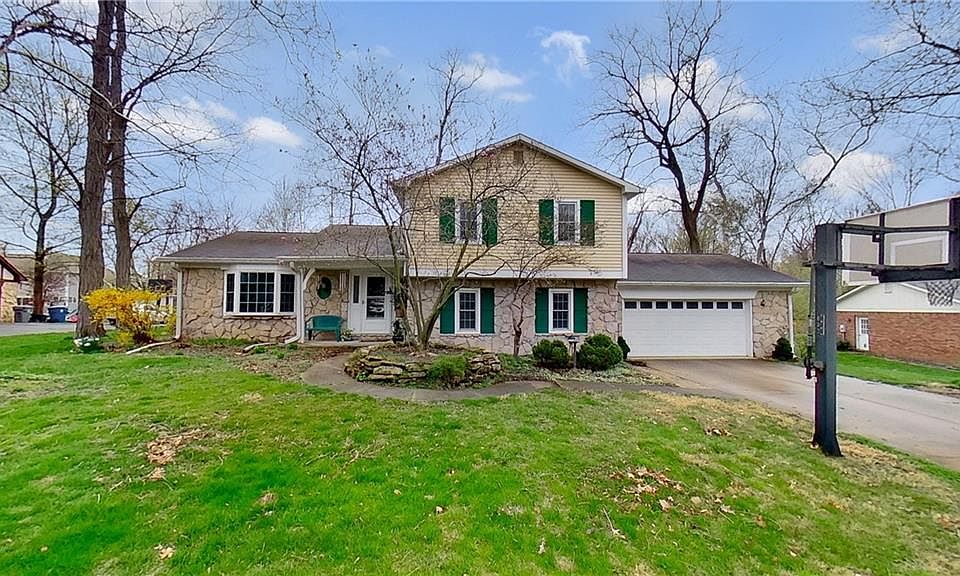 1st image of 209 Westminster Dr