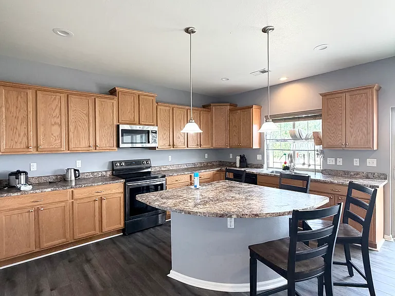 4592 Walden Way — Photo 9