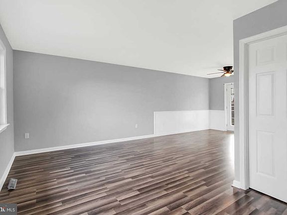 Living room & dining room