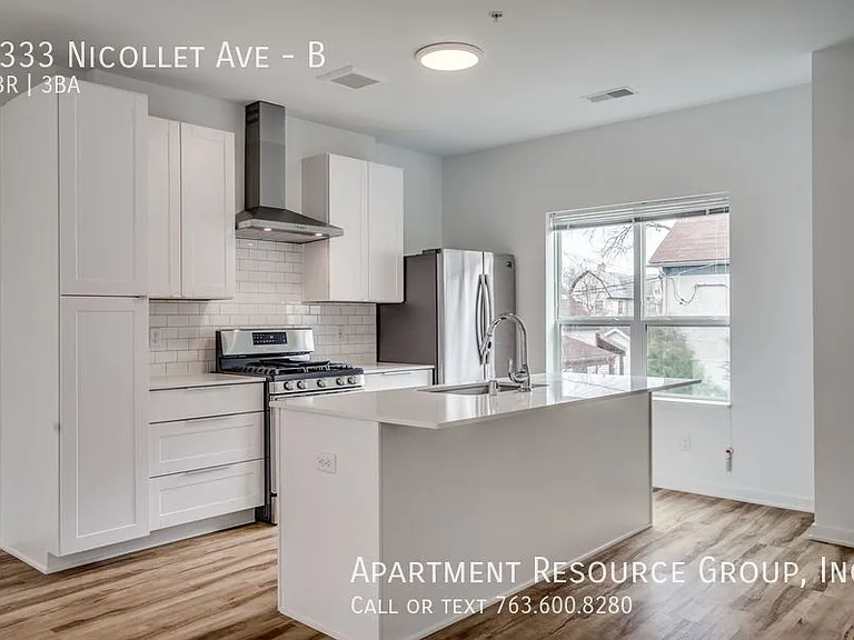 3333 Nicollet Ave S #B — Photo 6
