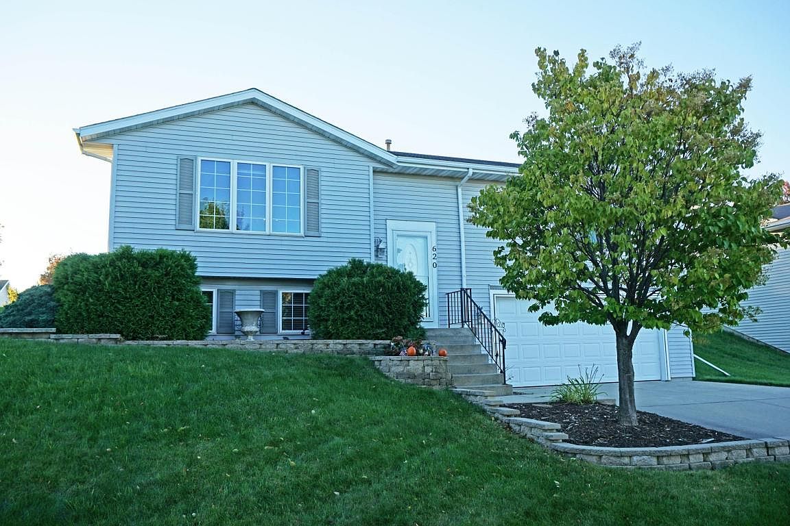 620 Brookstone Way Watertown WI 53094 Zillow