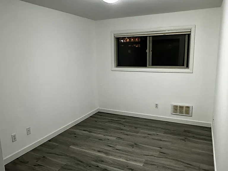 1016 6th Ave N #201 — Photo 9