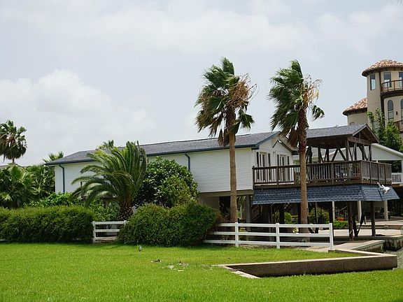 3rd image of 1247 Oahu Dr