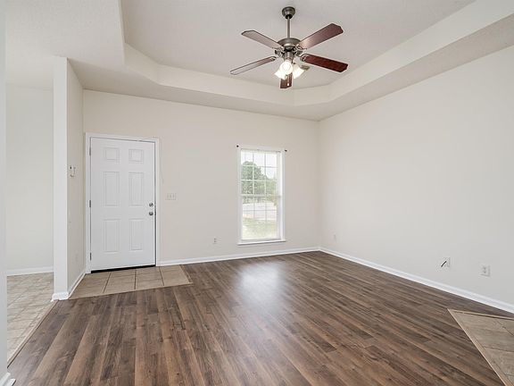 3rd image of 9701 Moonbeam Cir