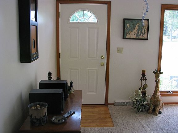 4th image of 3161 Crisfield Dr NE