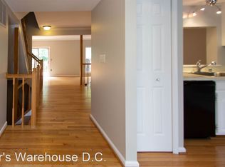 245 Finchingfield Ct, Sterling, VA 20165