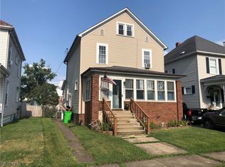 615 N Uhrich St, Uhrichsville, OH 44683