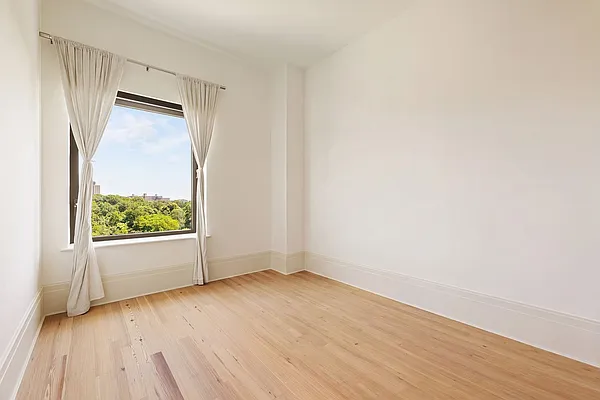 Bedroom, photo 4