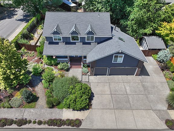2nd image of 4803 SE Viewpoint Dr