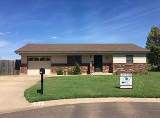 322 Spruce Park Dr, Woodward, OK 73801
