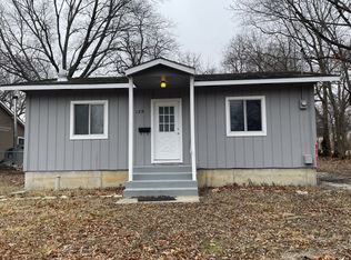 129 W Hall Ave, Burlingame, KS 66413
