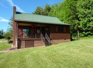 48 Jonahs Knob Ln, Laurel Fork, VA 24352