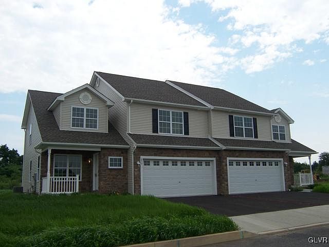 1st image of 827 S Fork Dr #81