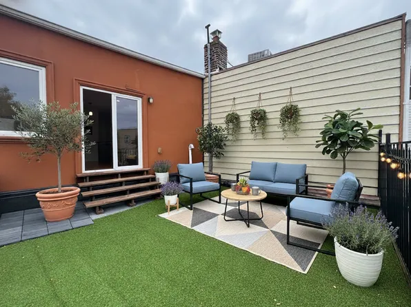 69-31 Myrtle Avenue image 4 of 15