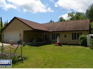 W6367 Alpine Dr, Wautoma, WI 54982