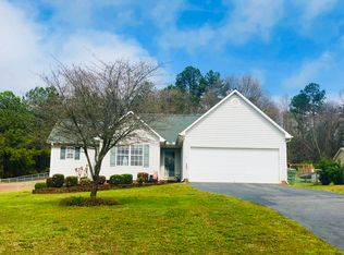 471 Hammett Rd, Wellford, SC 29385