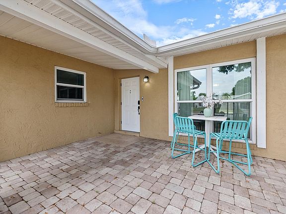 4th image of 818 Plum Tree Ln