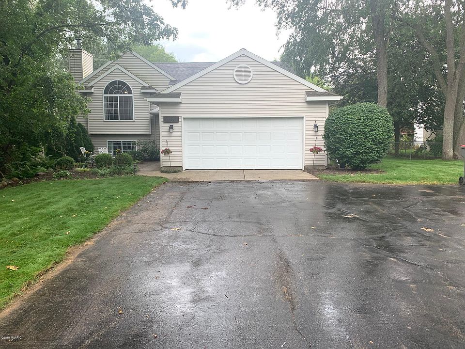 1st image of 3125 Jeanlin Dr SE