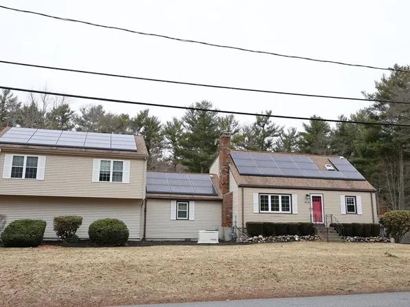 100 Valley St, Pembroke, MA 02359