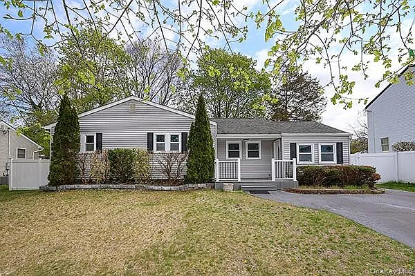 53 Huron St — Photo 2
