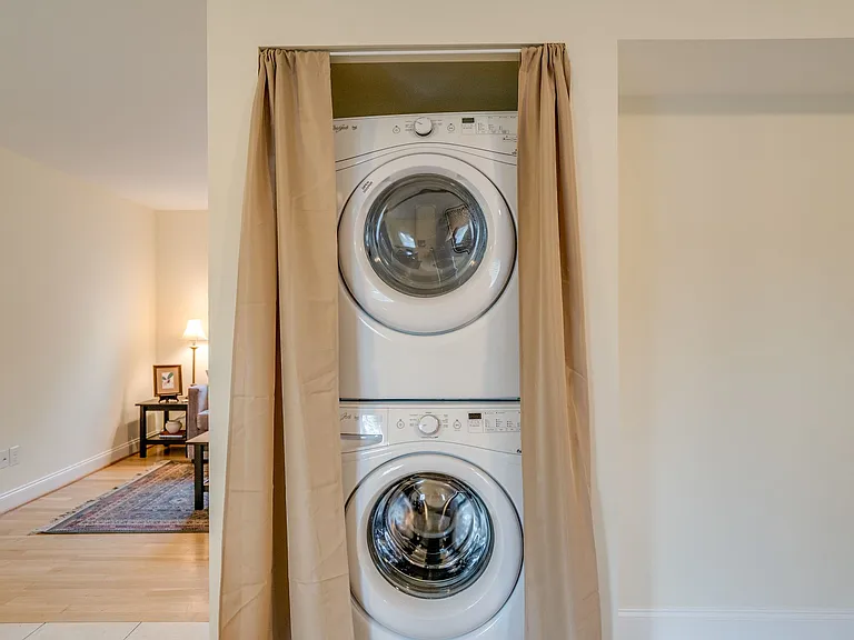 1104 N Greensboro St #4 — Photo 12