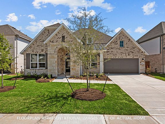 3rd image of 327 Boysenberry Dr