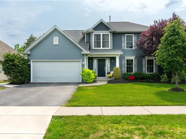 127 Boxelder Ln, Amherst, NY 14228