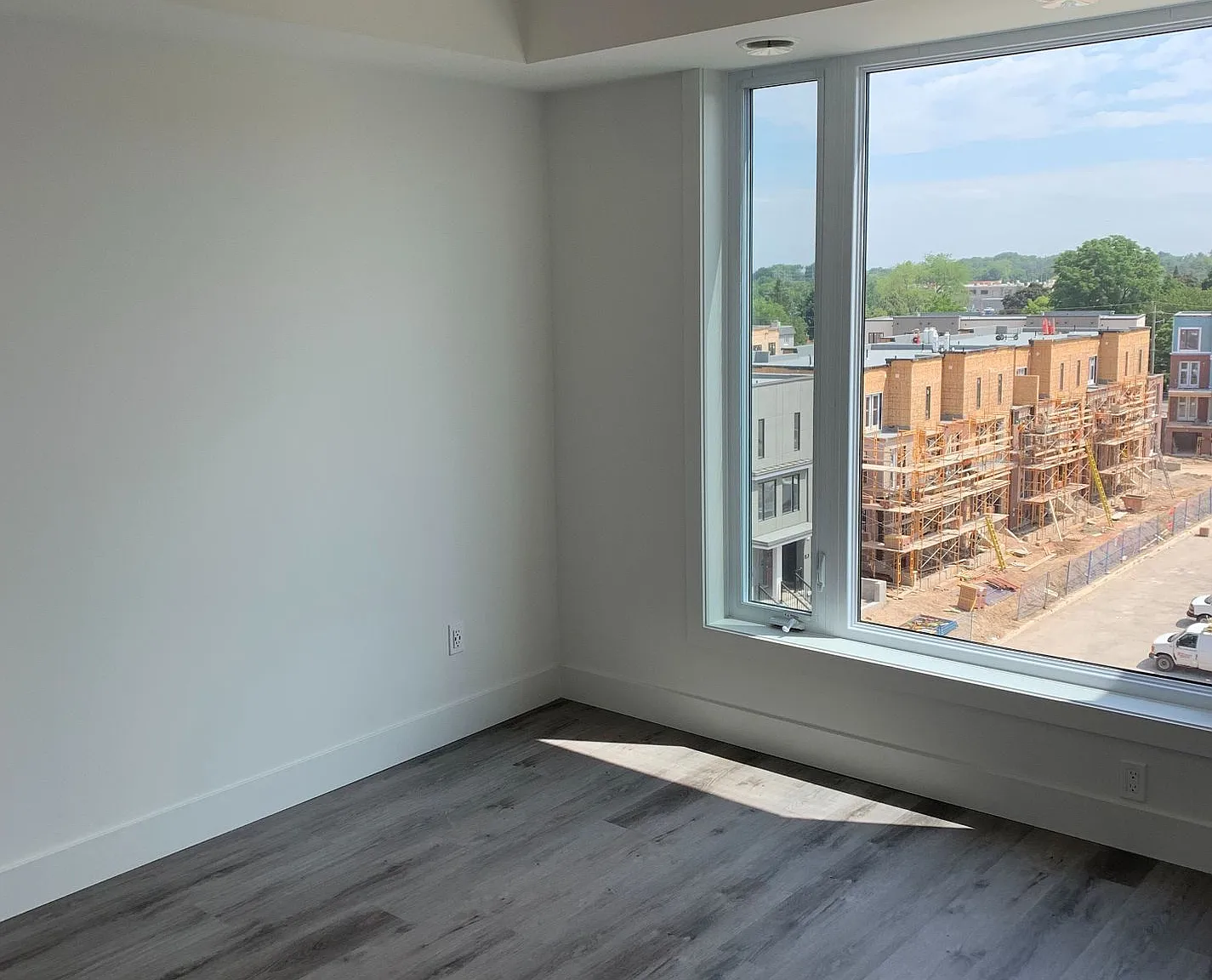 1 bed, $1,700 — Photo 3