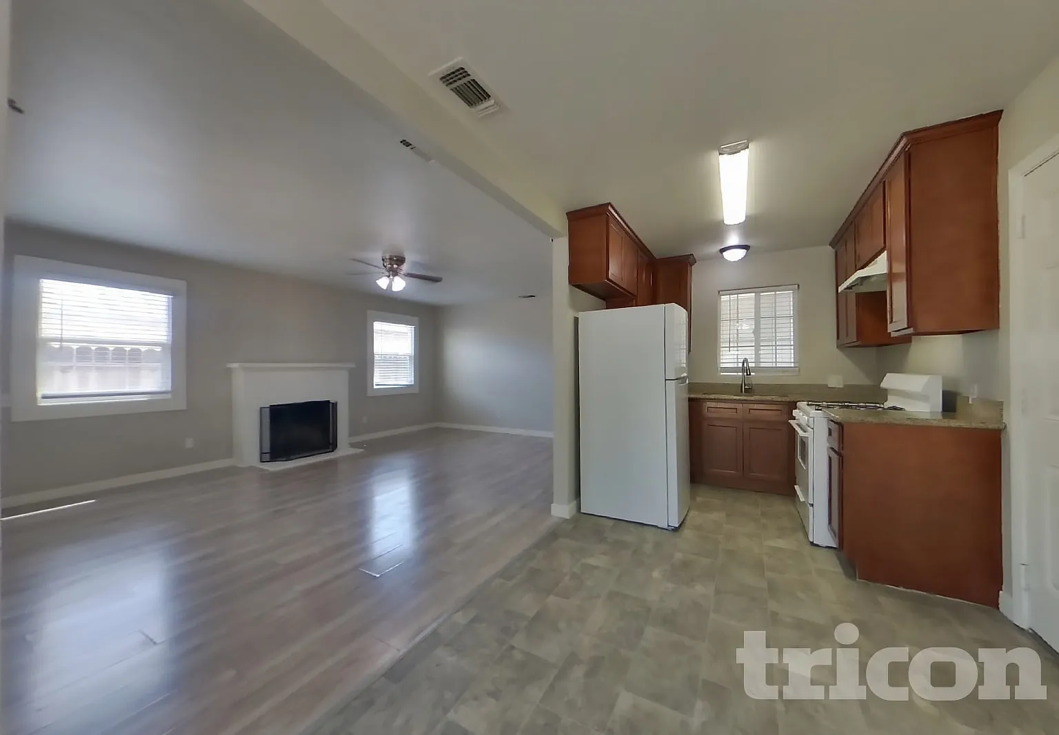 6335 40th Avenue Sacramento CA — Photo 3
