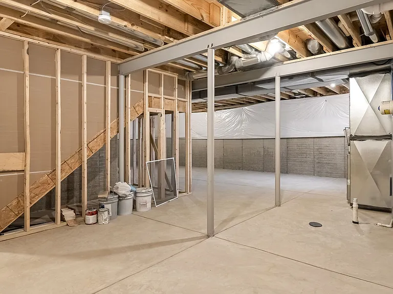 3665 Mantle Dr — Photo 51