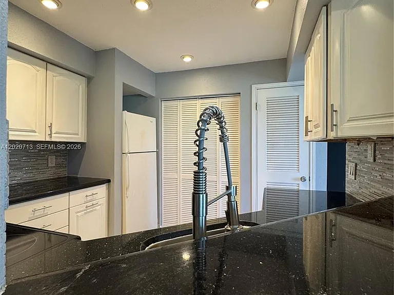2301 NW 33rd St #107 — Photo 20