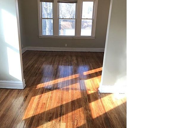 3rd image of 8501 S Marquette Ave