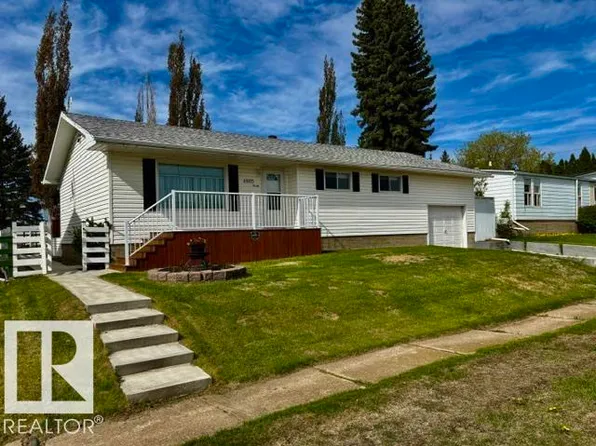 4805 53rd Ave, Willingdon, AB T0B 4R0