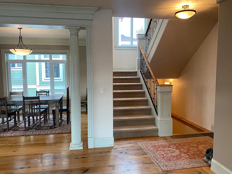 821 Broad St — Photo 28