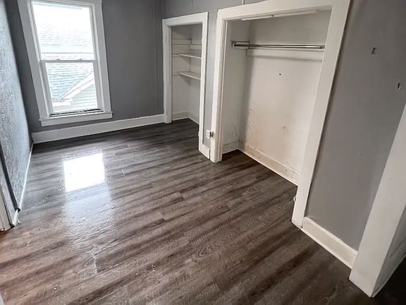 5th image of 401 W Marion St