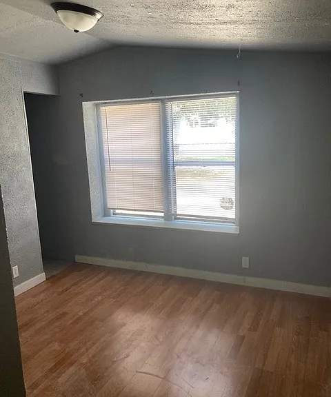 3605 N FM 52 — Photo 13