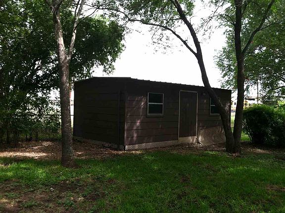 2nd image of 1522 Northwood Dr