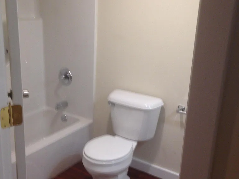 12 Huntington Ter #3 — Photo 5