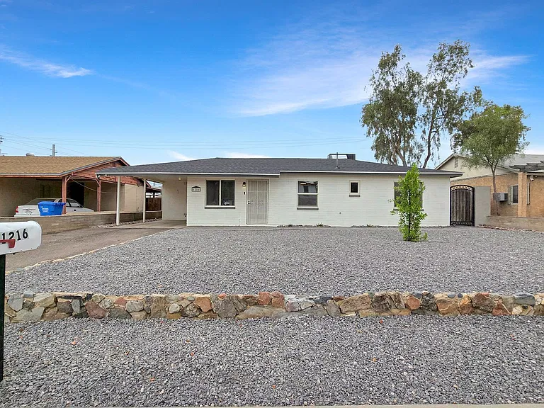 1216 E Desert Park Ln — Photo 3