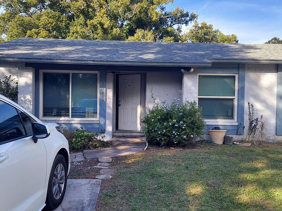 1st image of 11606 Valencia Dr #A